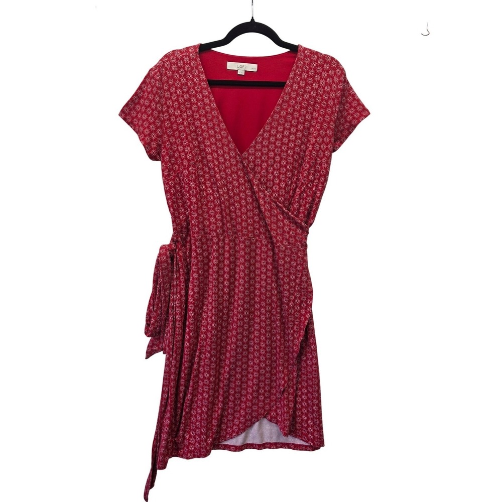 LOFT Petites Red Geometric Floral Faux Wrap Dress Size 8P Short Sleeve‎ V-Neck